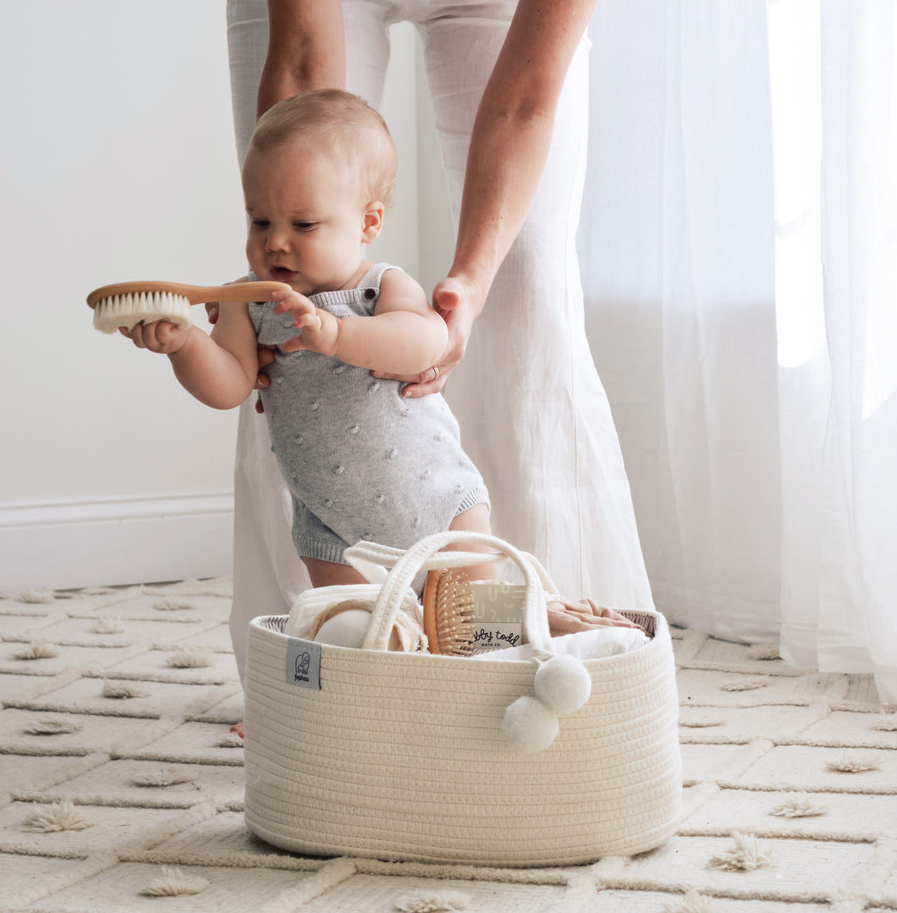 The Diaper Bag Essentials List for Prepared Parents